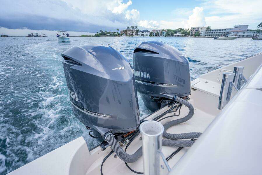 36ft Pursuit Yacht For Sale 36ft Pursuit Yacht For Sale