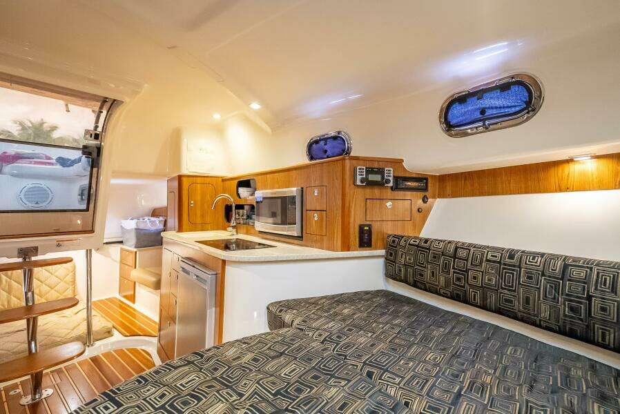 36ft Pursuit Yacht For Sale 36ft Pursuit Yacht For Sale