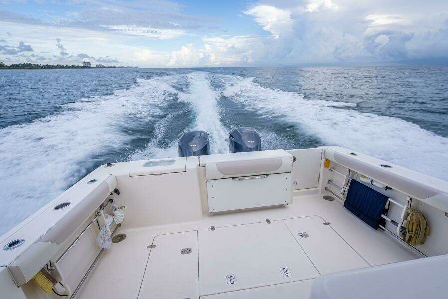 36ft Pursuit Yacht For Sale 36ft Pursuit Yacht For Sale
