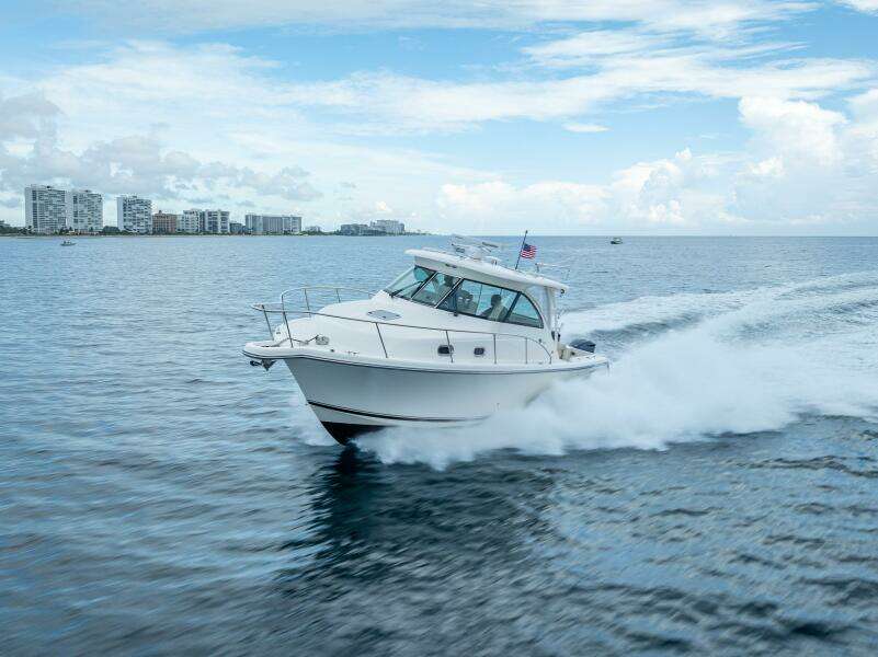 36ft Pursuit Yacht For Sale 36ft Pursuit Yacht For Sale
