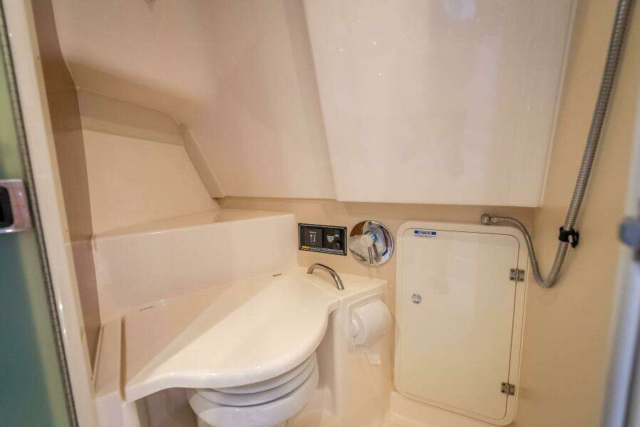 36ft Pursuit Yacht For Sale 36ft Pursuit Yacht For Sale