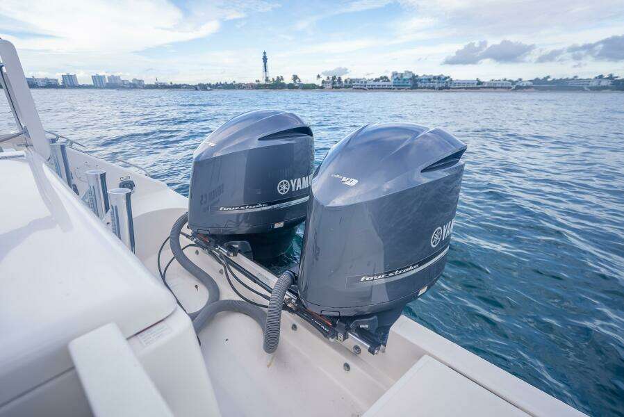 36ft Pursuit Yacht For Sale 36ft Pursuit Yacht For Sale
