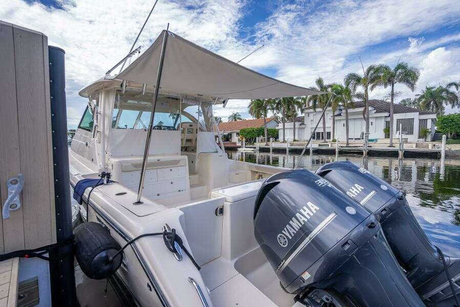 36ft Pursuit Yacht For Sale 36ft Pursuit Yacht For Sale