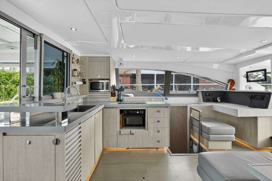 51ft Leopard Yacht For Sale 51ft Leopard Yacht For Sale