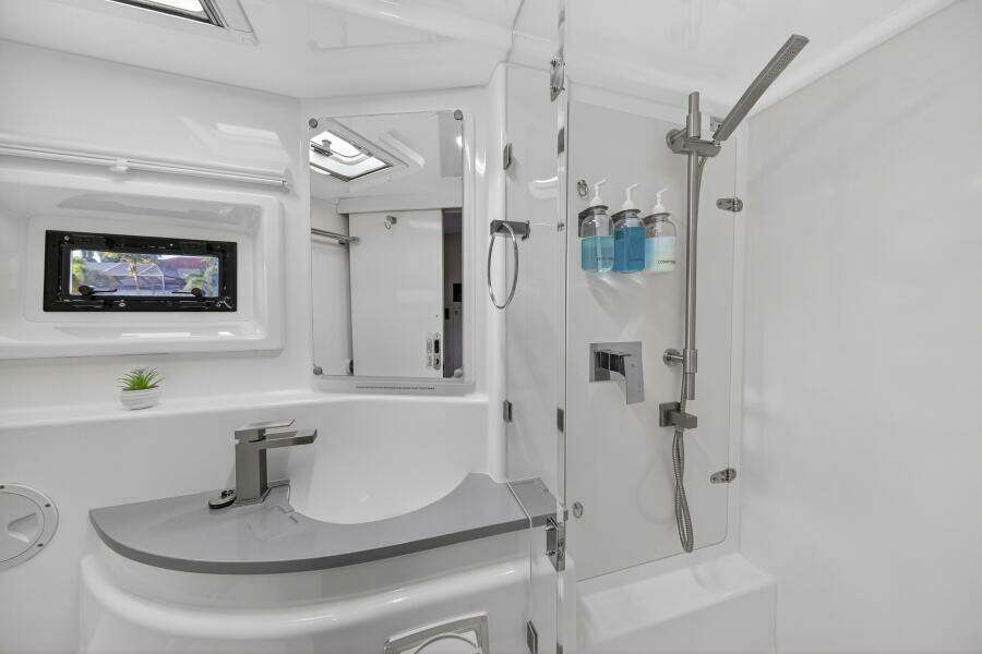 51ft Leopard Yacht For Sale 51ft Leopard Yacht For Sale