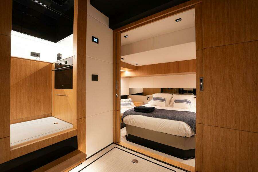 60ft De Antonio Yacht For Sale 60ft De Antonio Yacht For Sale