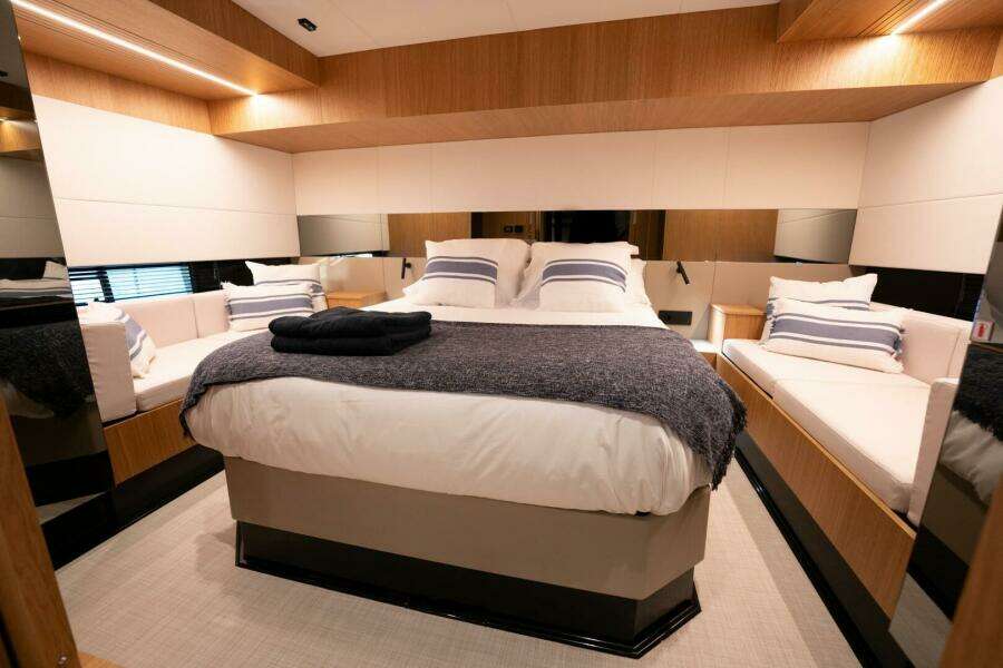 60ft De Antonio Yacht For Sale 60ft De Antonio Yacht For Sale
