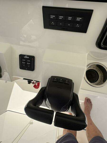 2023 Pursuit S 288- Helm/Electronics