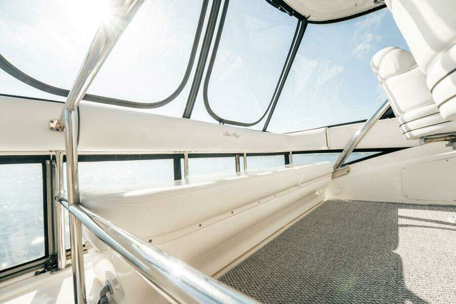 LOVE  amp  LUCK II 58ft Sea Ray Yacht For Sale LOVE  amp  LUCK II 58ft Sea Ray Yacht For Sale