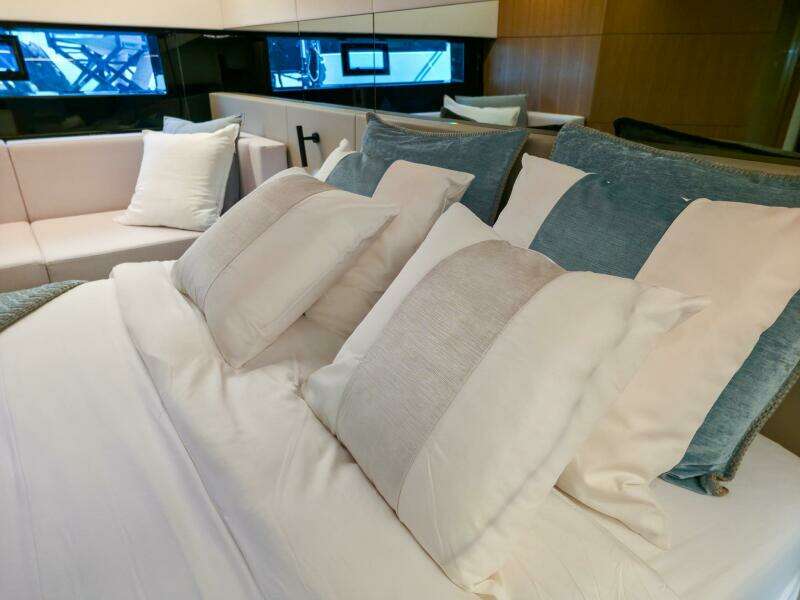 60ft De Antonio Yacht For Sale