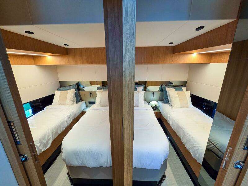 60ft De Antonio Yacht For Sale