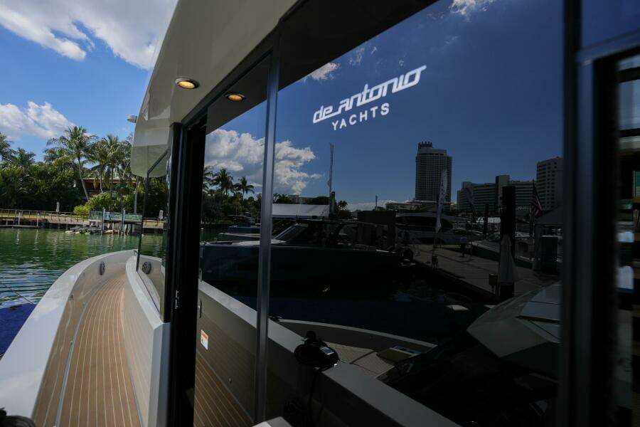 60ft De Antonio Yacht For Sale