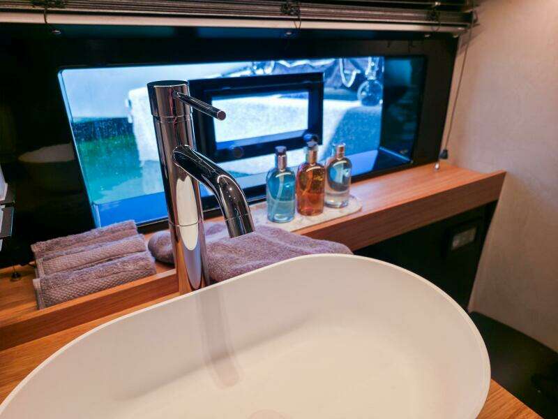 60ft De Antonio Yacht For Sale