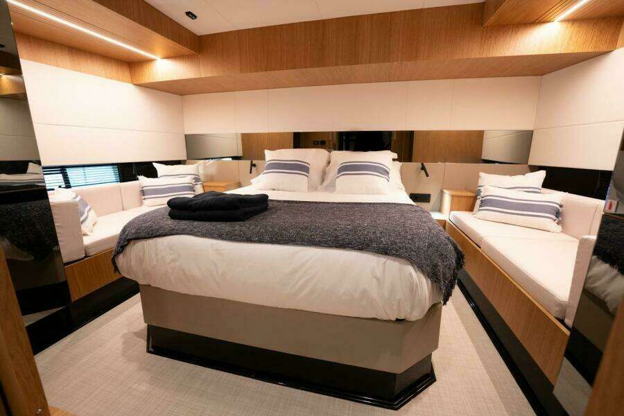 60ft De Antonio Yacht For Sale 60ft De Antonio Yacht For Sale