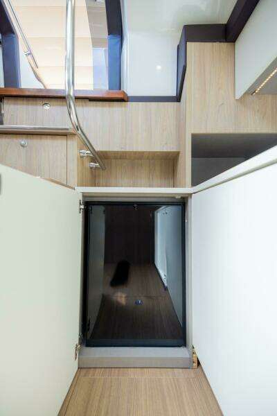 She s Royal 39ft Cranchi Yacht For Sale She s Royal 39ft Cranchi Yacht For Sale