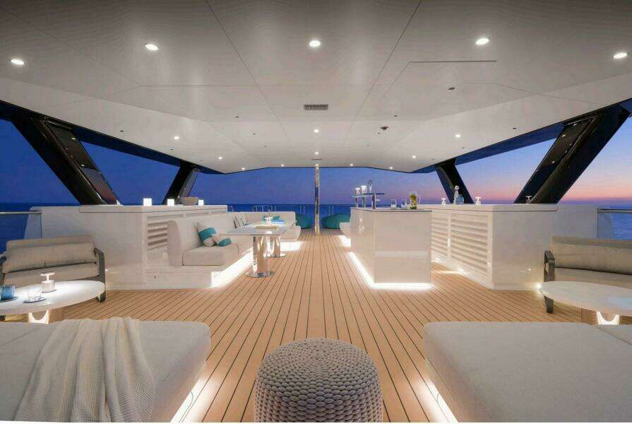 118ft Silver Yachts Yacht For Sale