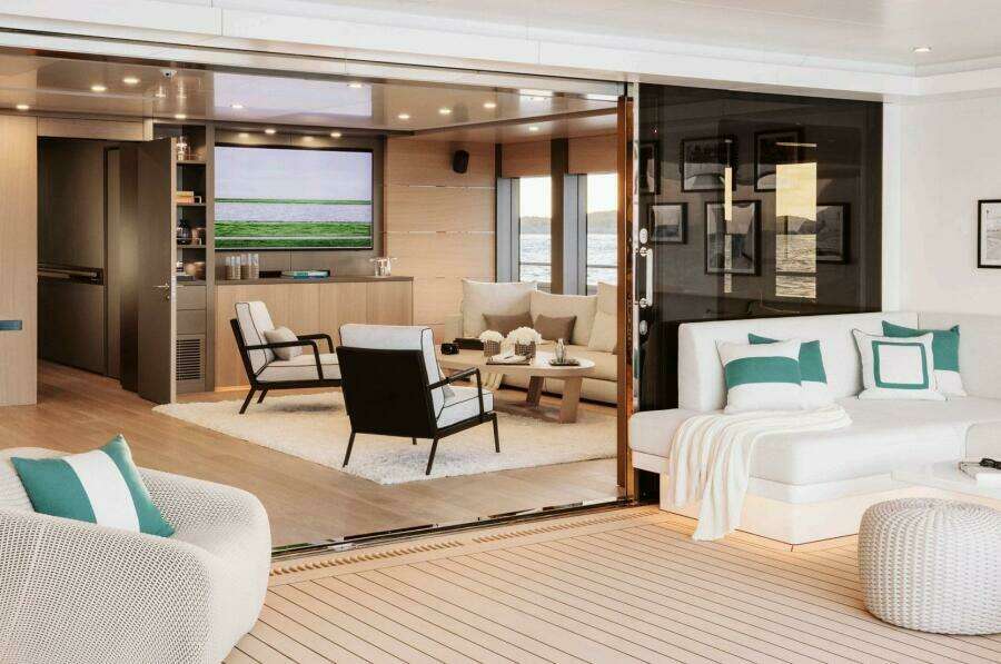 118ft Silver Yachts Yacht For Sale
