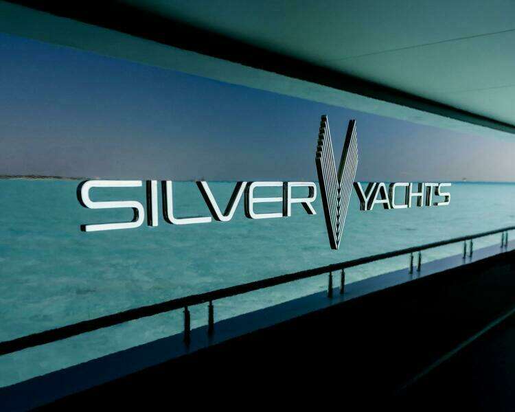 118ft Silver Yachts Yacht For Sale