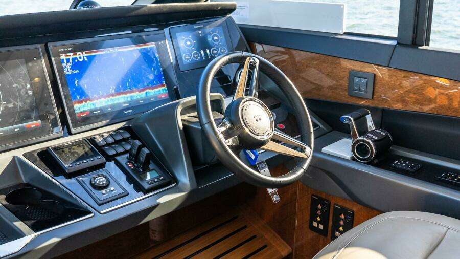 MOLLY 60ft Princess Yacht For Sale MOLLY 60ft Princess Yacht For Sale