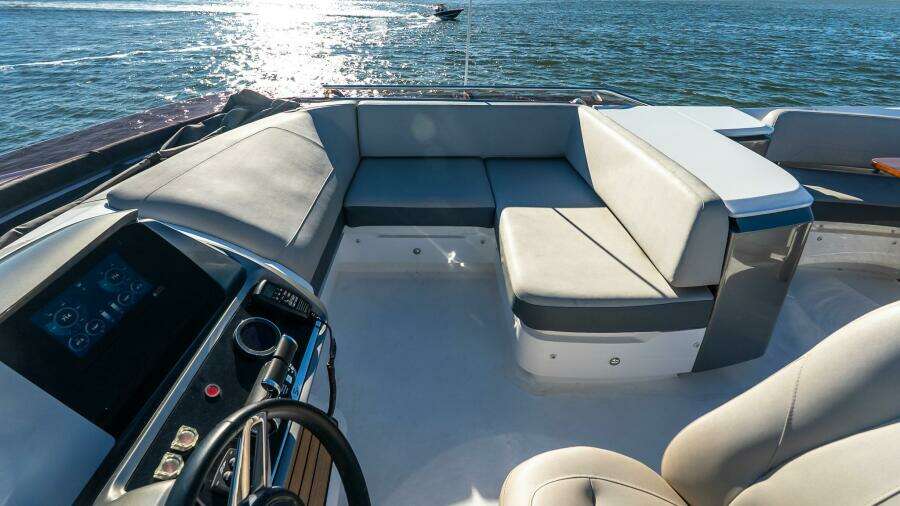 MOLLY 60ft Princess Yacht For Sale MOLLY 60ft Princess Yacht For Sale