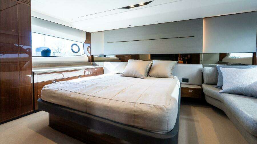 MOLLY 60ft Princess Yacht For Sale MOLLY 60ft Princess Yacht For Sale