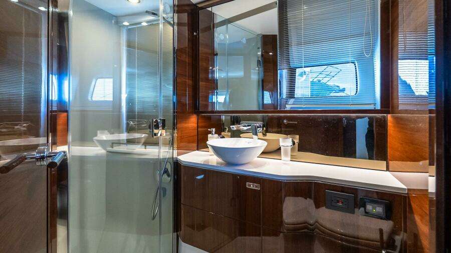 MOLLY 60ft Princess Yacht For Sale MOLLY 60ft Princess Yacht For Sale