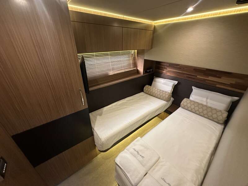 59ft Sea Ray Yacht For Sale