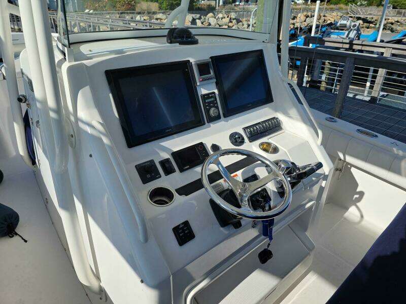 34ft Regulator Yacht For Sale