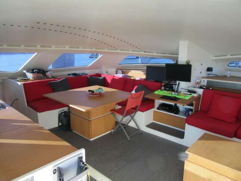 2009-catamaran-trimarine-carrera-57-sail-9723789-20250321070117421-1_XLARGE-1.jpg 2009-catamaran-trimarine-carrera-57-sail-9723789-20250321070117421-1_XLARGE-1.jpg