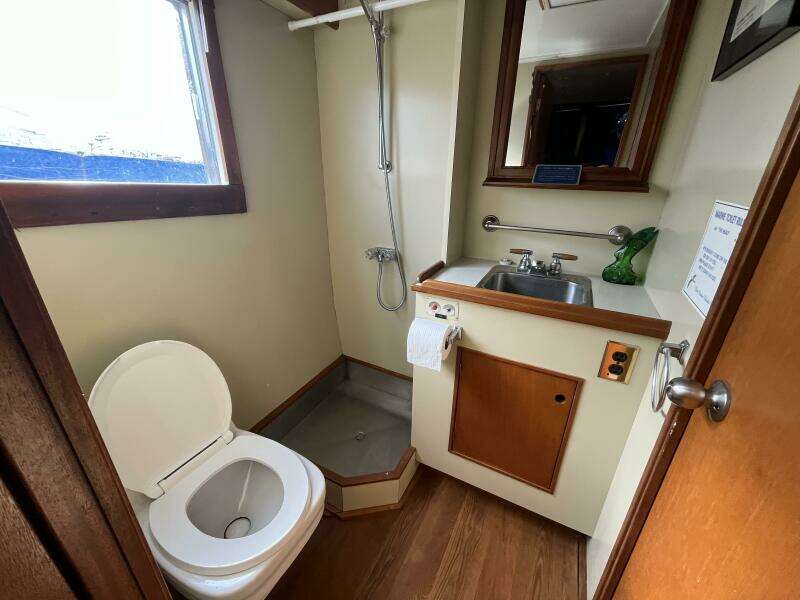 52ft Richardson Yacht For Sale