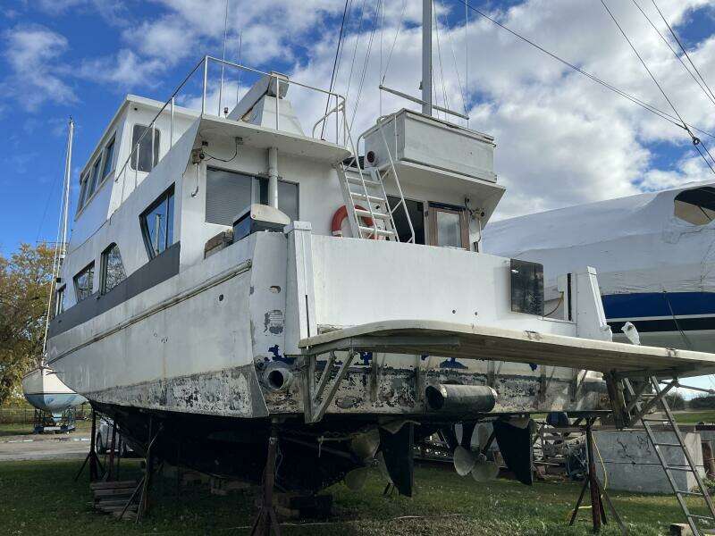 52ft Richardson Yacht For Sale