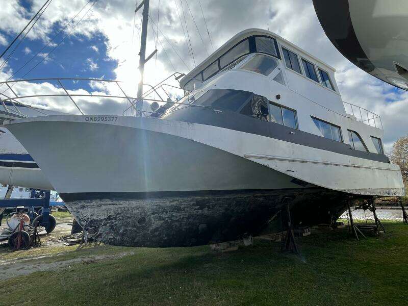 52ft Richardson Yacht For Sale