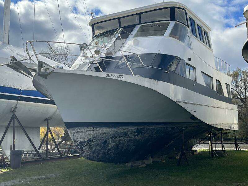 52ft Richardson Yacht For Sale