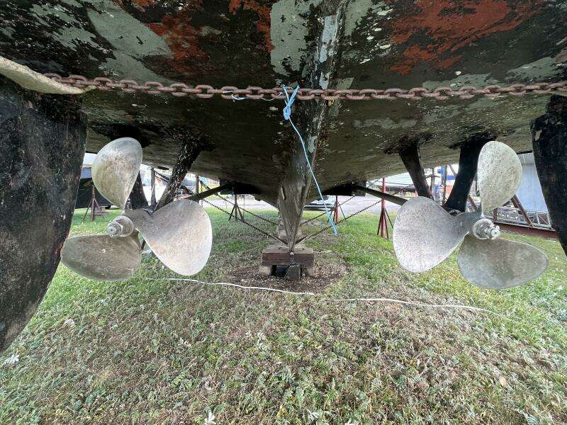 52ft Richardson Yacht For Sale