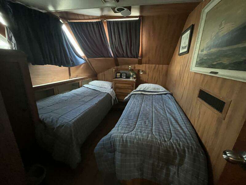 52ft Richardson Yacht For Sale