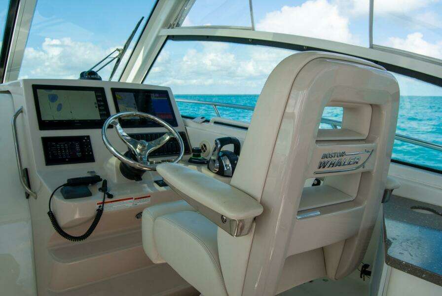 34ft Boston Whaler Yacht For Sale 34ft Boston Whaler Yacht For Sale