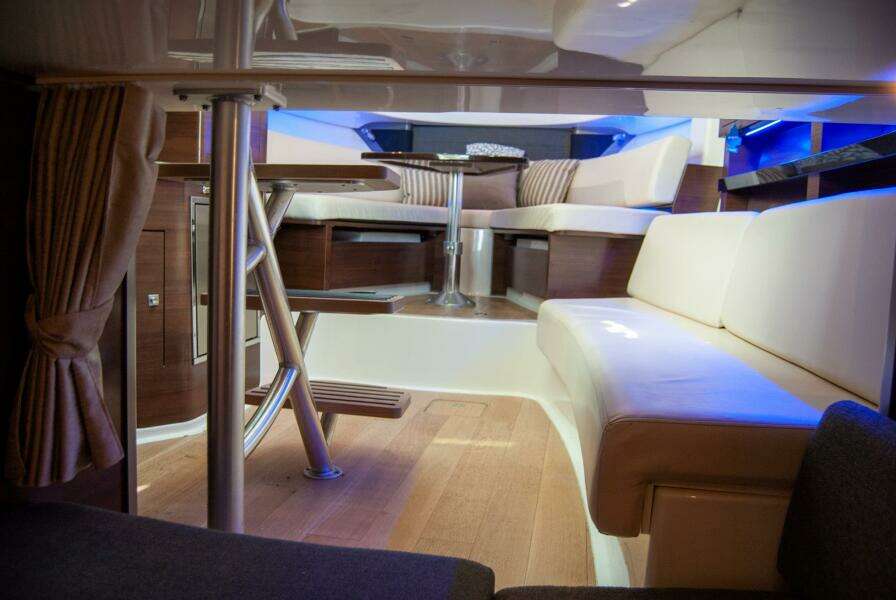34ft Boston Whaler Yacht For Sale 34ft Boston Whaler Yacht For Sale