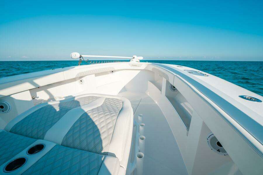 39ft Front Runner Yacht For Sale 39ft Front Runner Yacht For Sale