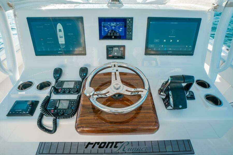 39ft Front Runner Yacht For Sale 39ft Front Runner Yacht For Sale