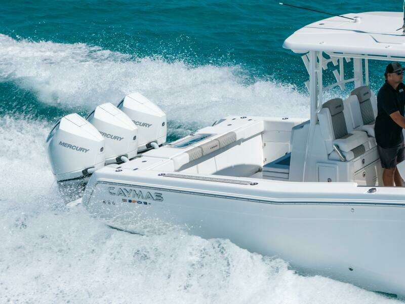 34ft Caymas Yacht For Sale 34ft Caymas Yacht For Sale