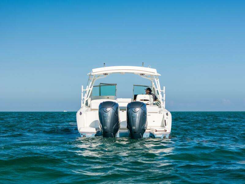 33ft Cobia Yacht For Sale