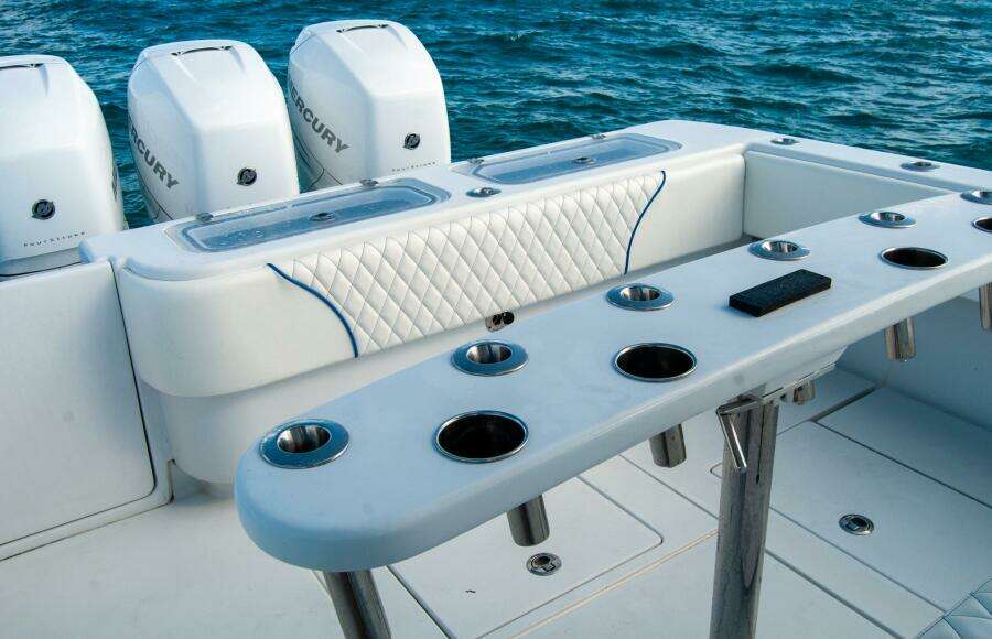 39ft Contender Yacht For Sale