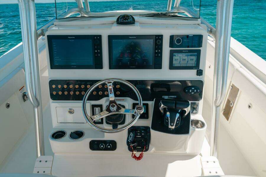 33ft Hydra Sports Yacht For Sale 33ft Hydra Sports Yacht For Sale