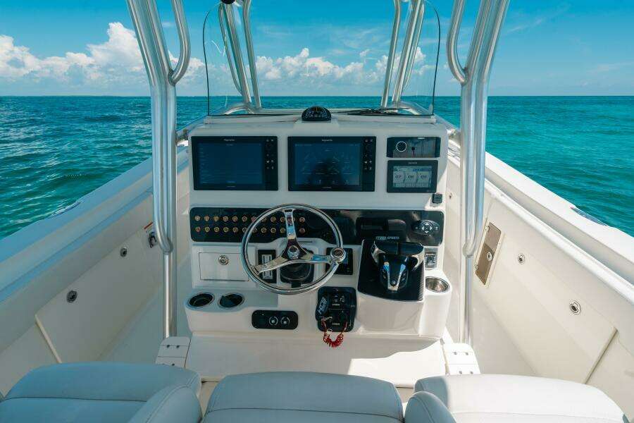 33ft Hydra Sports Yacht For Sale 33ft Hydra Sports Yacht For Sale