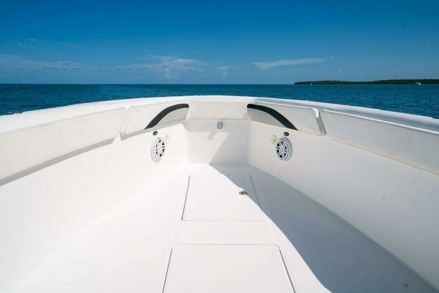 33ft Deep Impact Yacht For Sale 33ft Deep Impact Yacht For Sale
