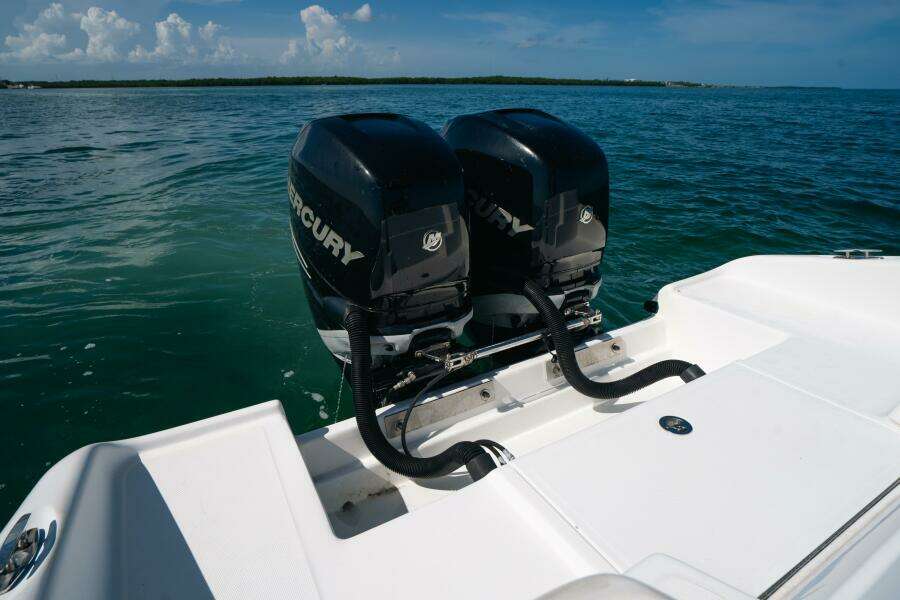 33ft Deep Impact Yacht For Sale 33ft Deep Impact Yacht For Sale