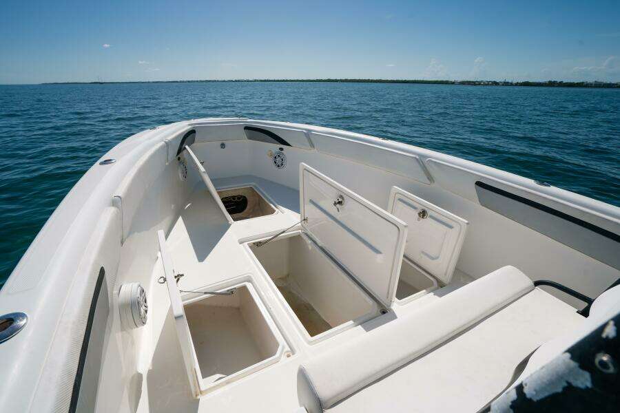 33ft Deep Impact Yacht For Sale 33ft Deep Impact Yacht For Sale