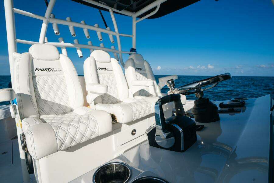 39ft Front Runner Yacht For Sale 39ft Front Runner Yacht For Sale