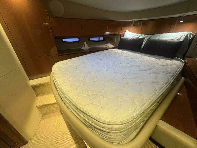 SKALYWAG VI 47ft Sea Ray Yacht For Sale SKALYWAG VI 47ft Sea Ray Yacht For Sale