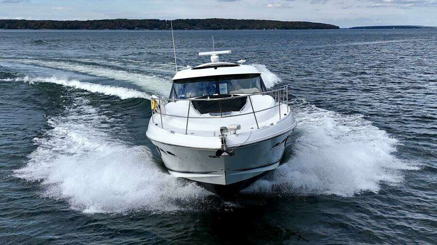 SKALYWAG VI 47ft Sea Ray Yacht For Sale SKALYWAG VI 47ft Sea Ray Yacht For Sale